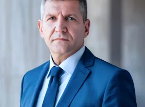 Директор по стратегическому развитию
